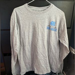North Carolina Tar Heels medium gray long sleeve